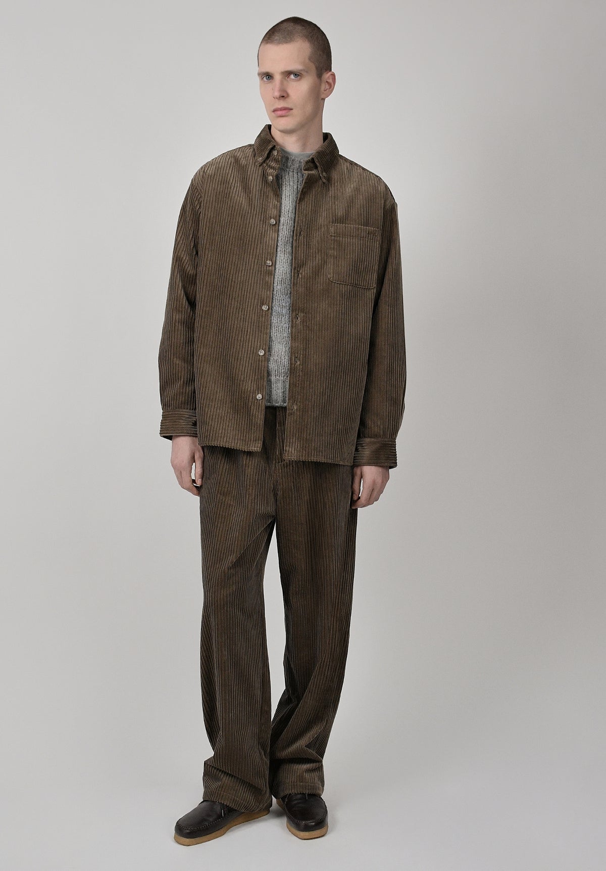 Pantalon taupe ample à plis