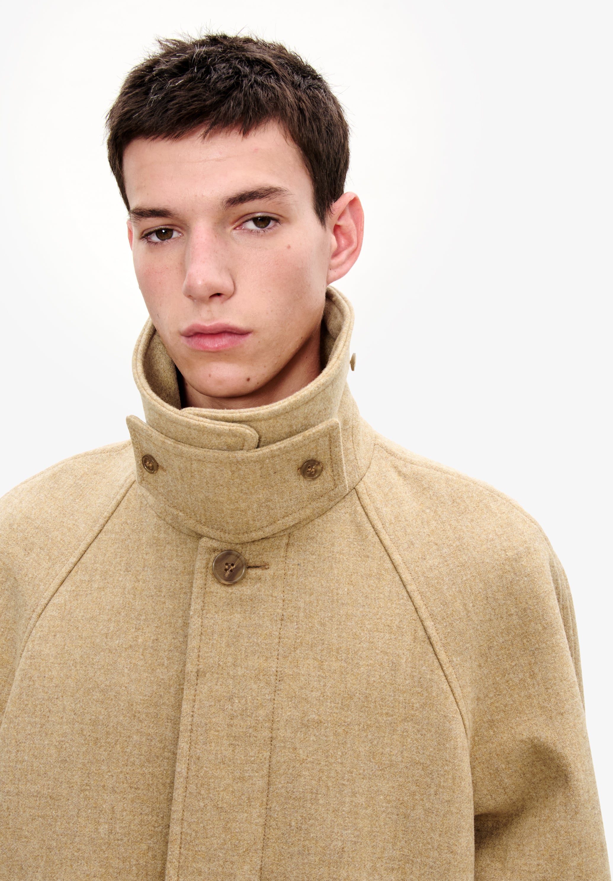 Solid-colour coat with raglan sleeves - 5