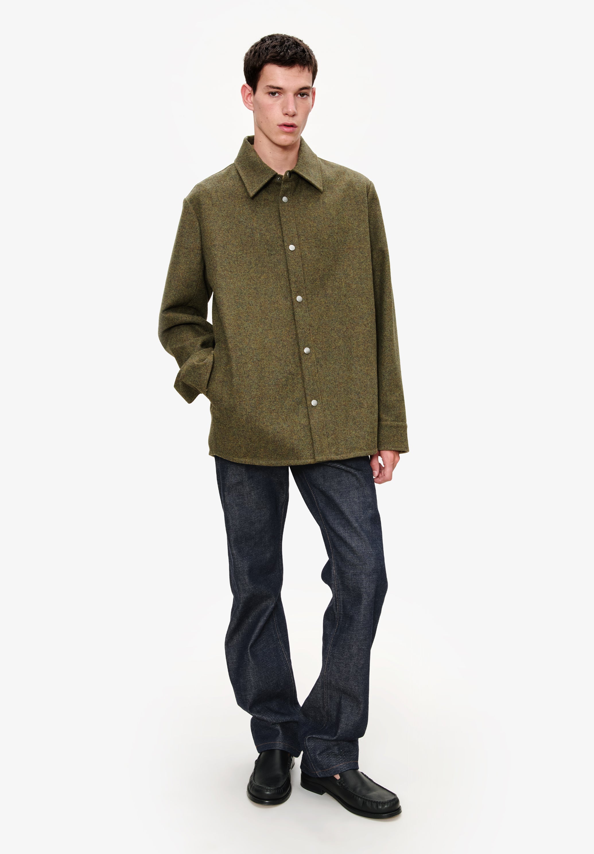 Jacket with snap closure - 4