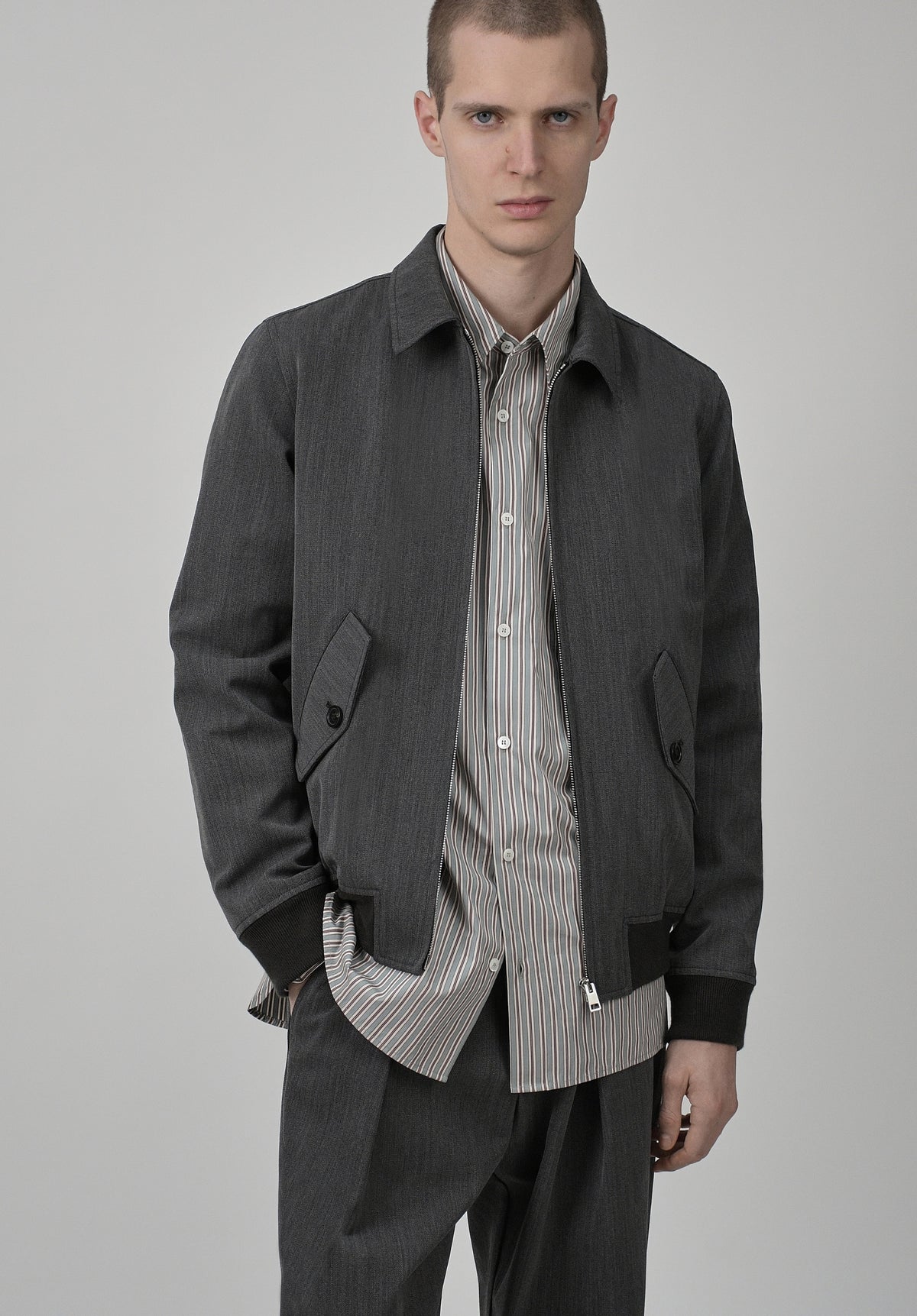 Blouson classique gris en mélange coton laine