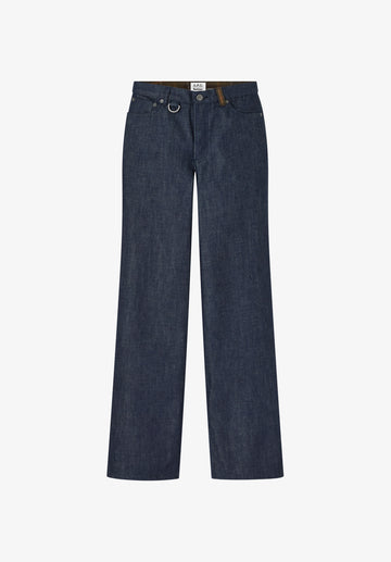 Elisabeth Jeans A.P.C Barbour