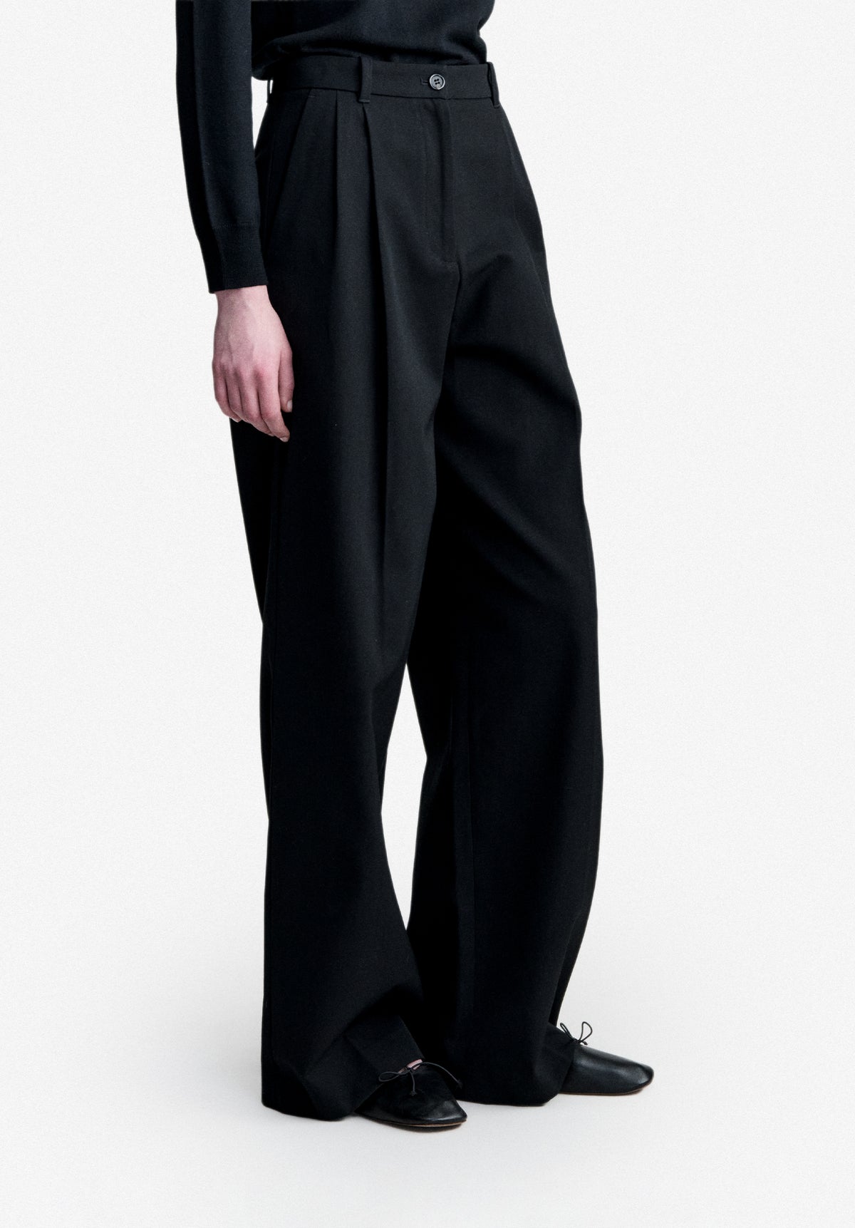 Loose-fit black cotton trousers - 4