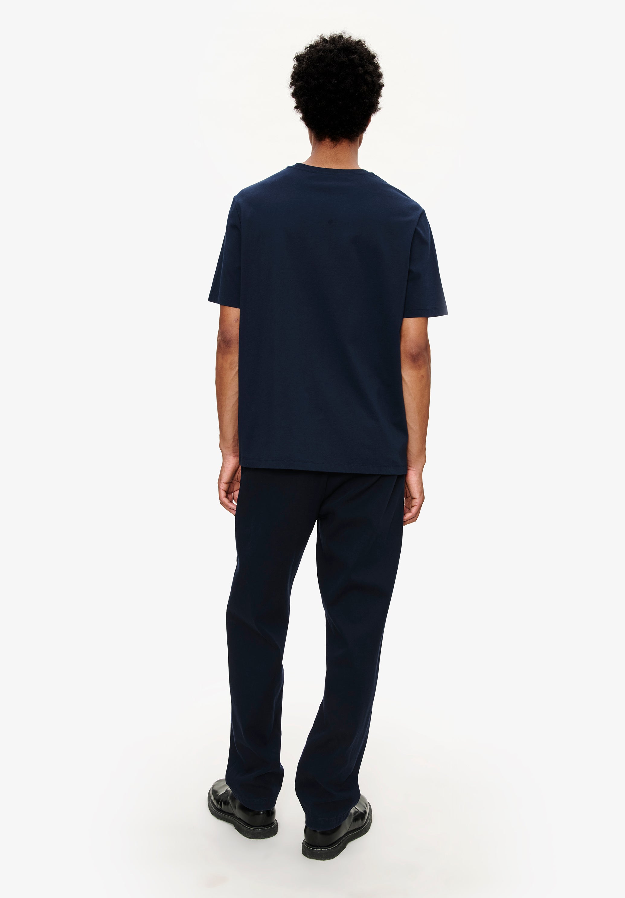 Darted Trousers and straight cut pants for men | A.P.C.