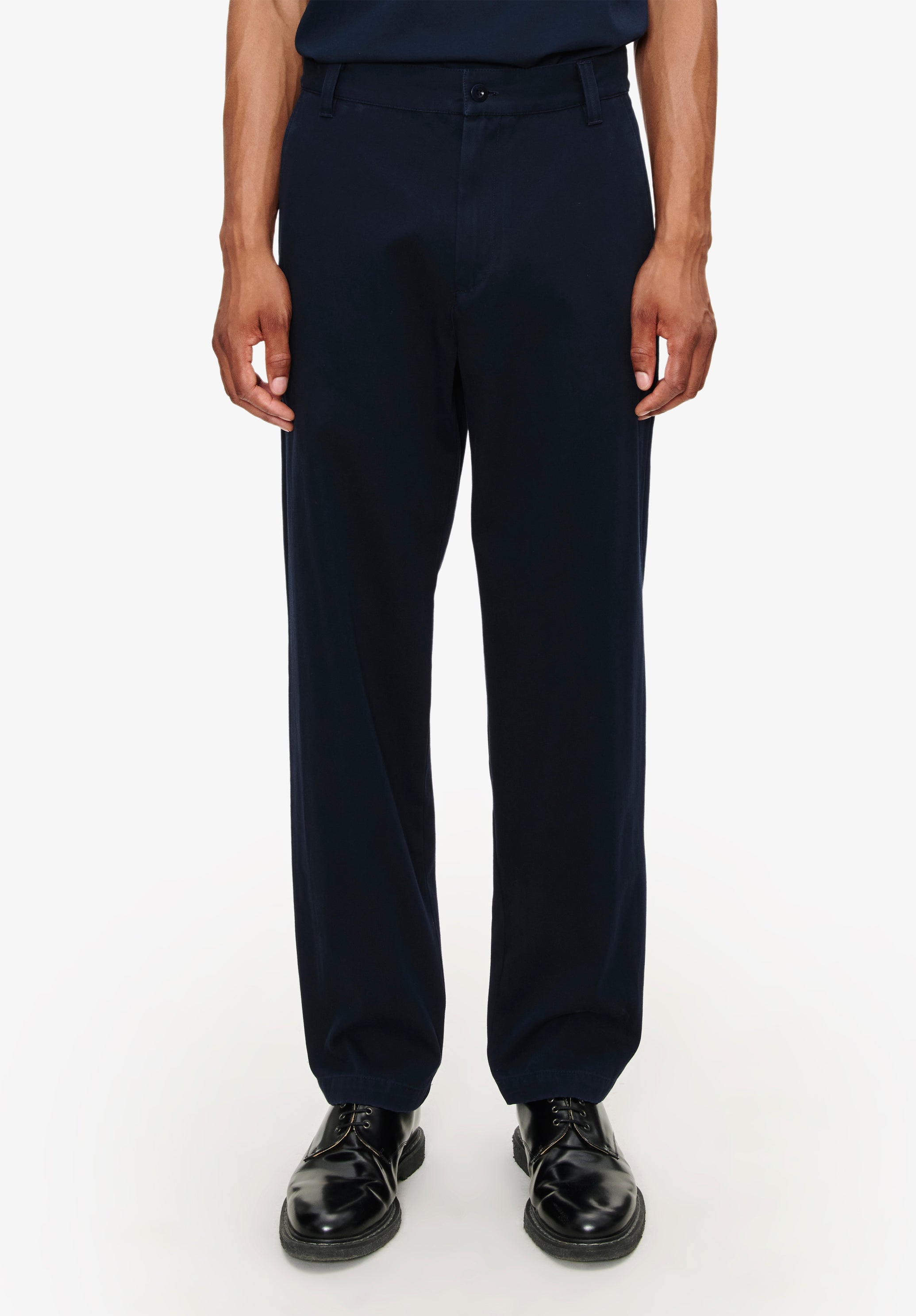 Darted Trousers and straight cut pants for men | A.P.C.