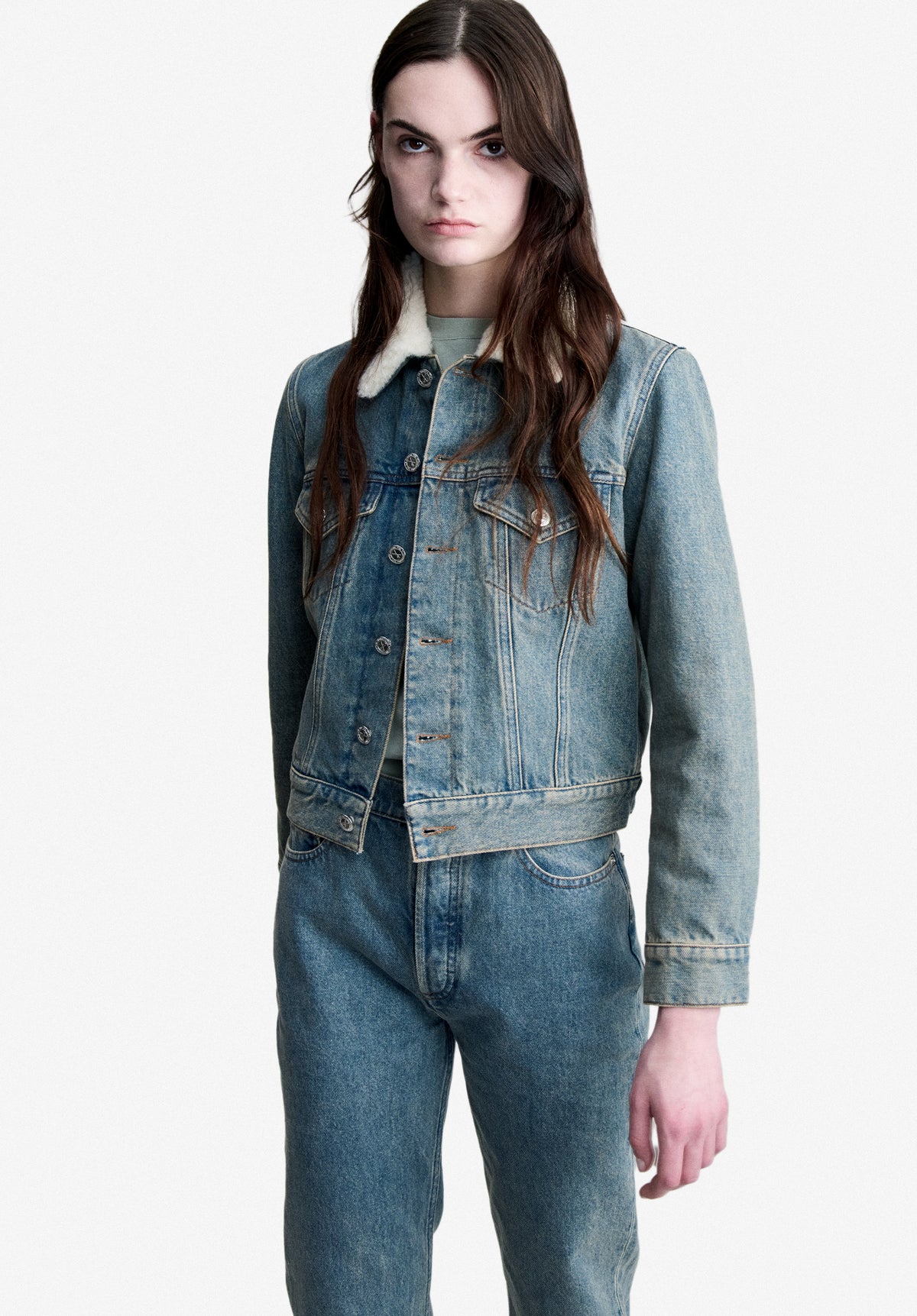 Faded indigo denim jacket with faux shearling collar - 3