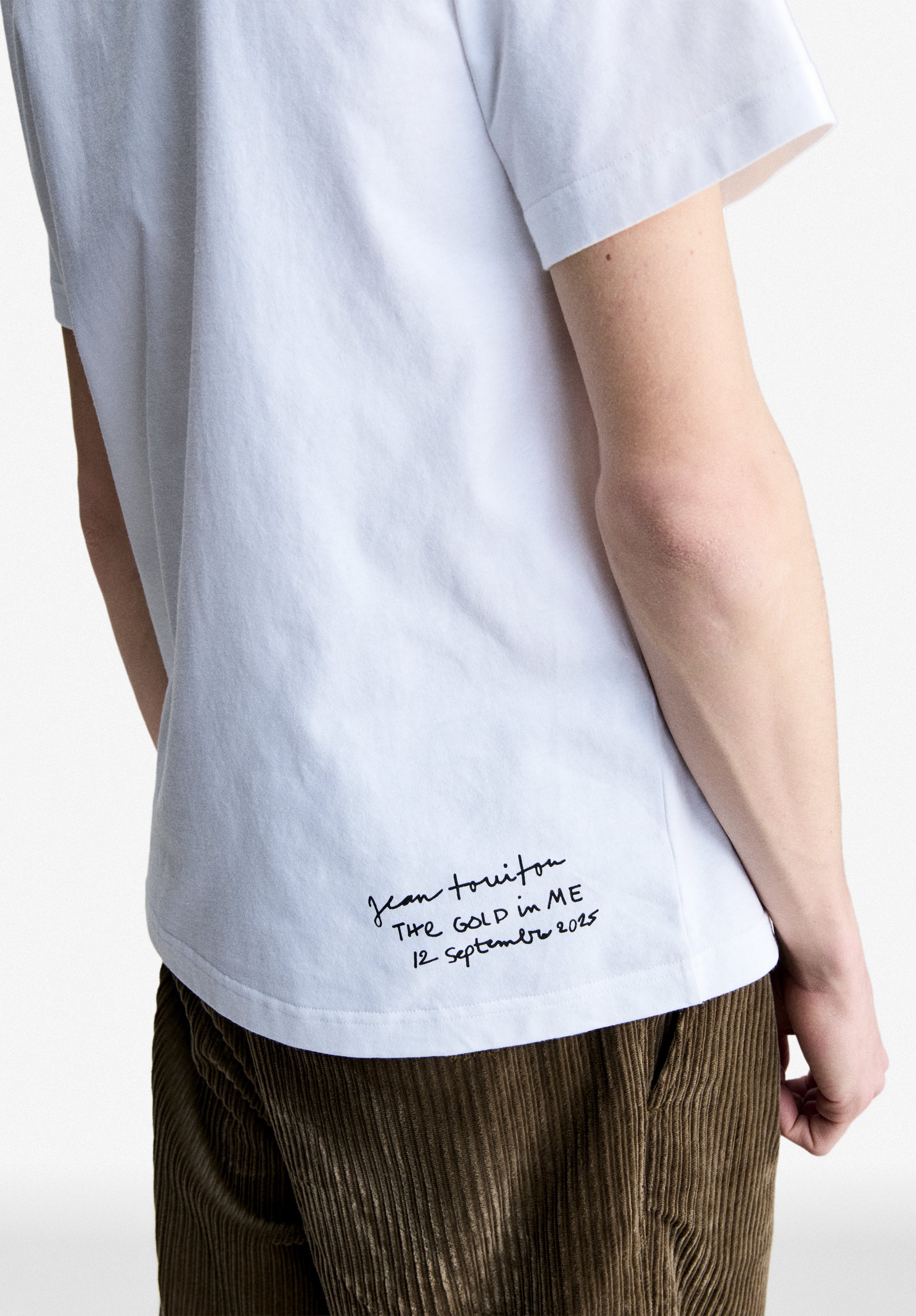 T-shirt with a portrait of Jean - 4