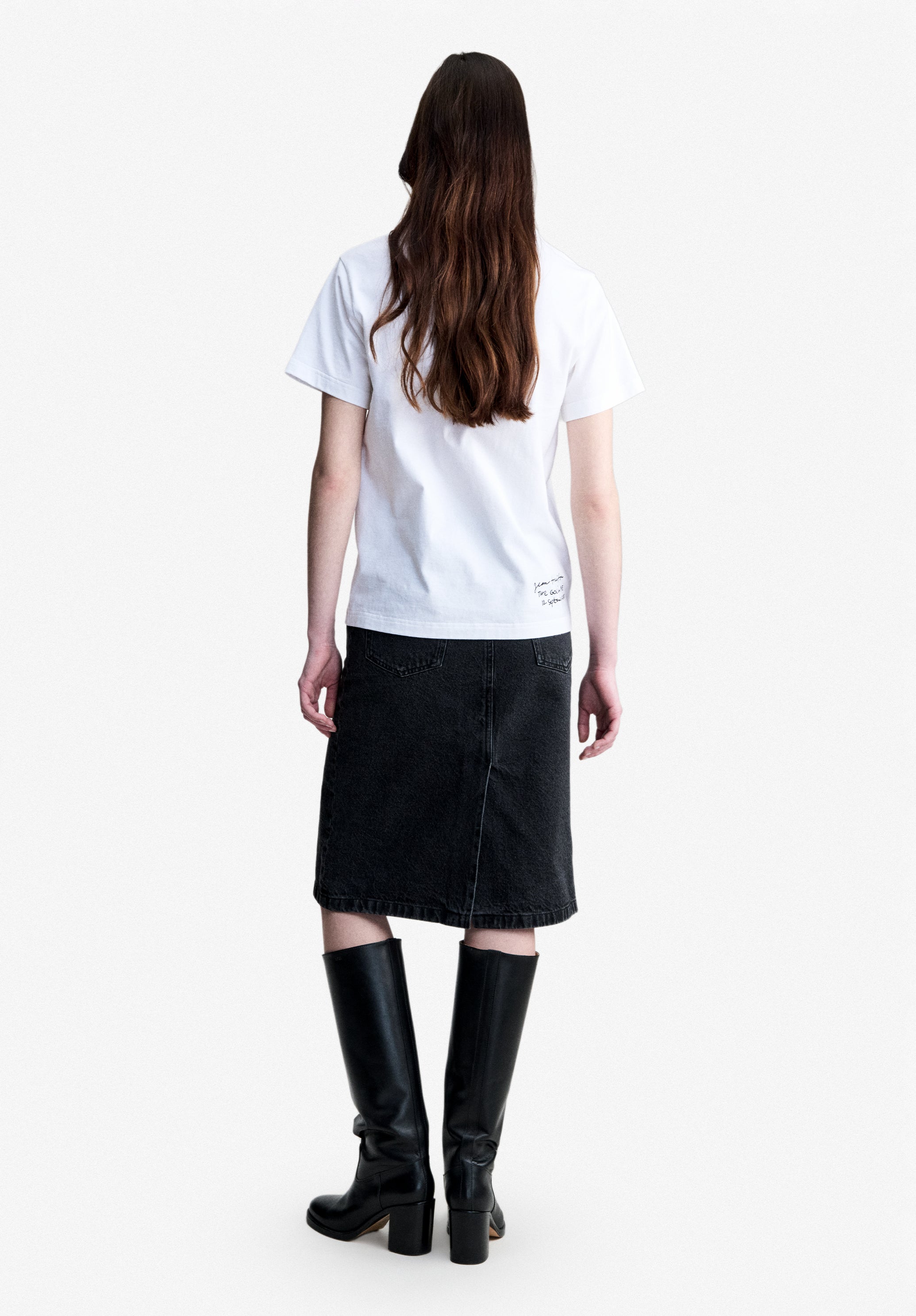 T-shirt with a portrait of Jean - 6