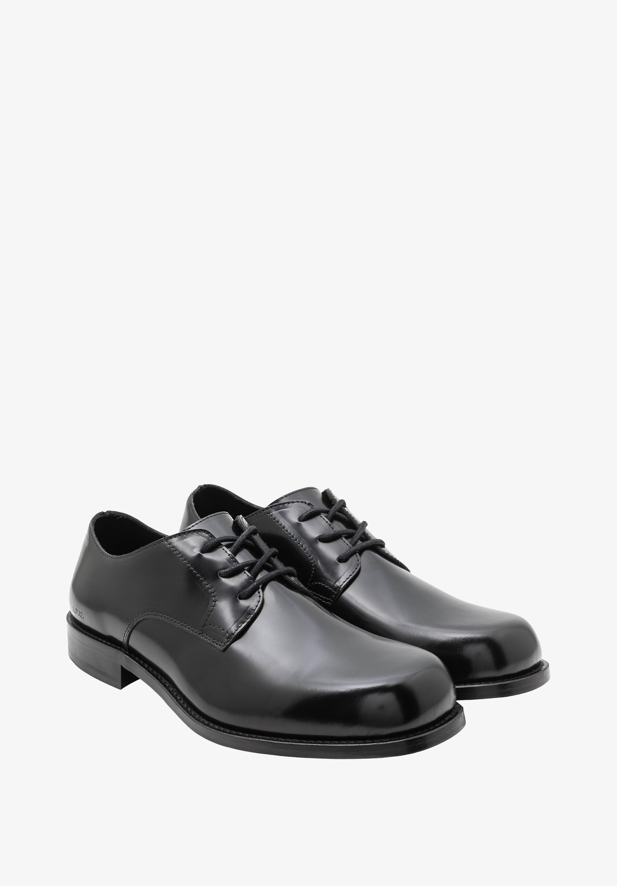 Glazed leather derbies. - 2